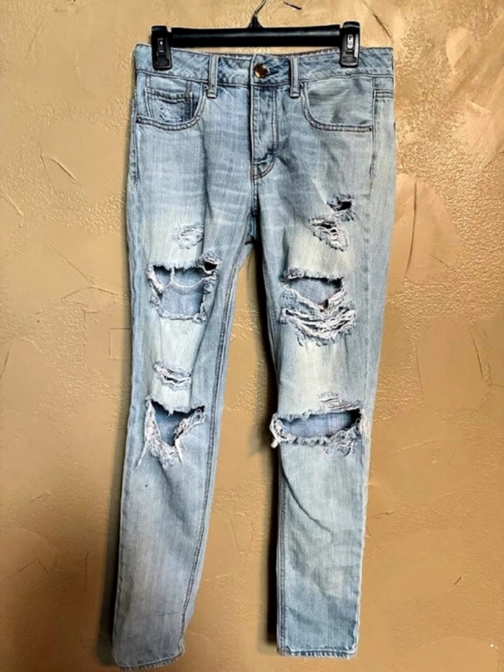 American Eagle Outfitters Distressed Skinny Jeans in Blue